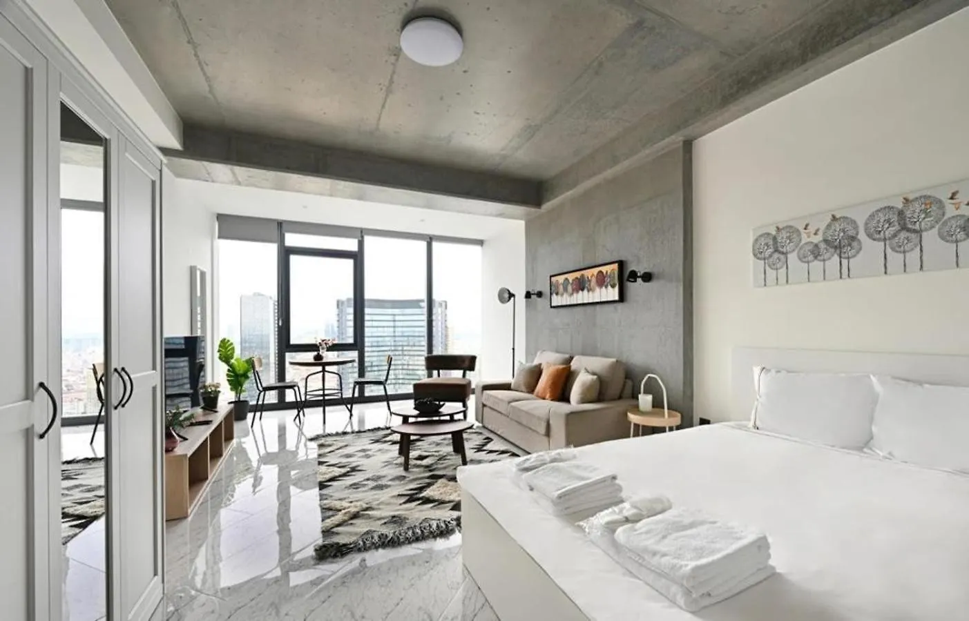 Apartment Cozy Bright Studio W Parking, Poolviews! #237 Istanbul